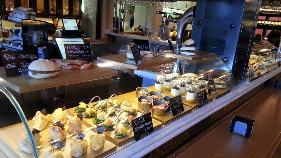 Wine Fandango — Comida y bebida