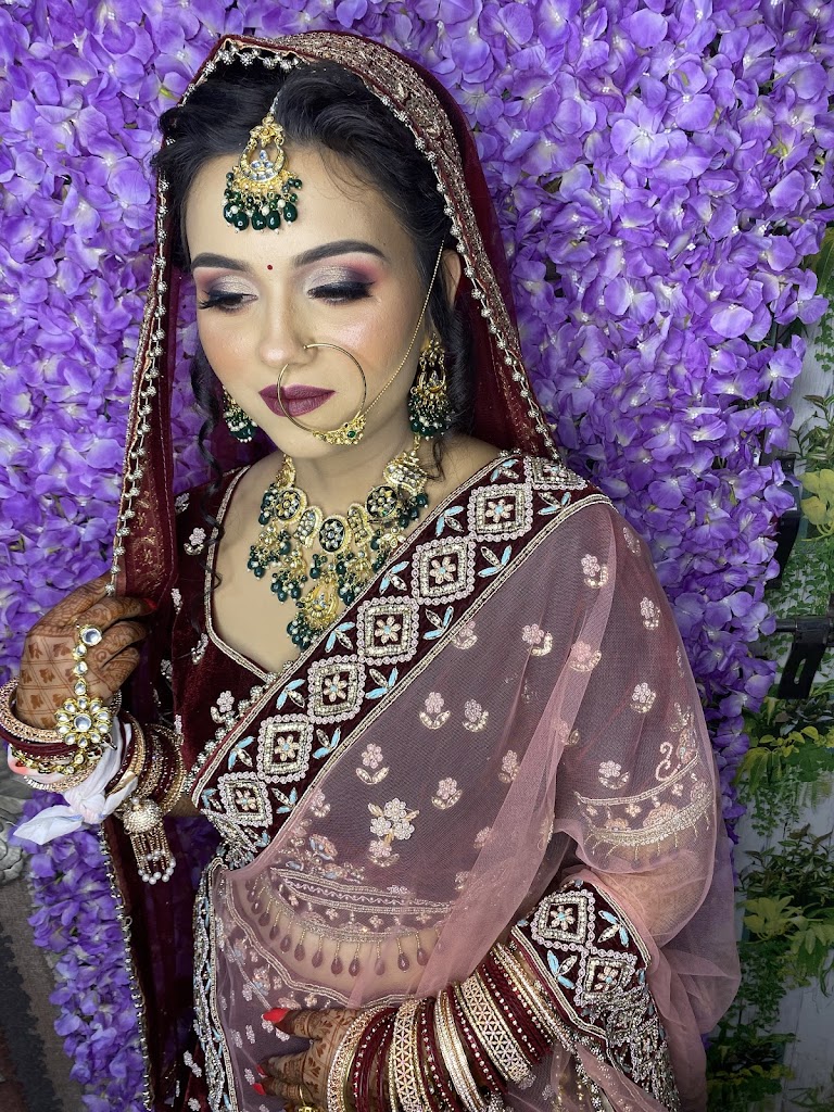 New Looks Beauty Salon Academy