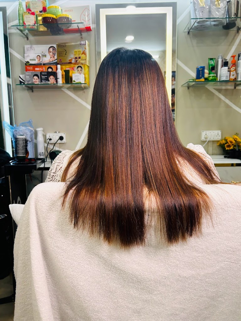 C A Unisex Salon And Makeup Academy