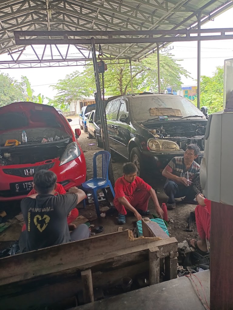 BENGKEL MOBIL AGUS