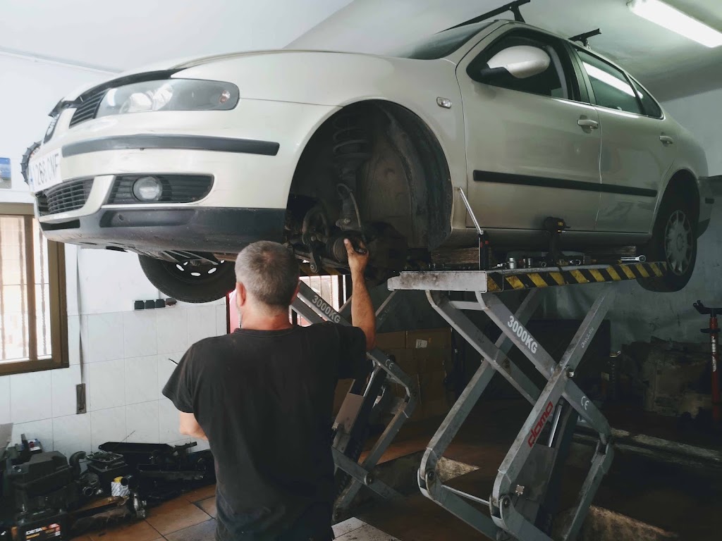 Tapiauto Reparacion del Automovil (Puerto de Sagunto) — Taller