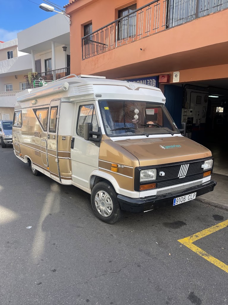 Autoservicio Armando