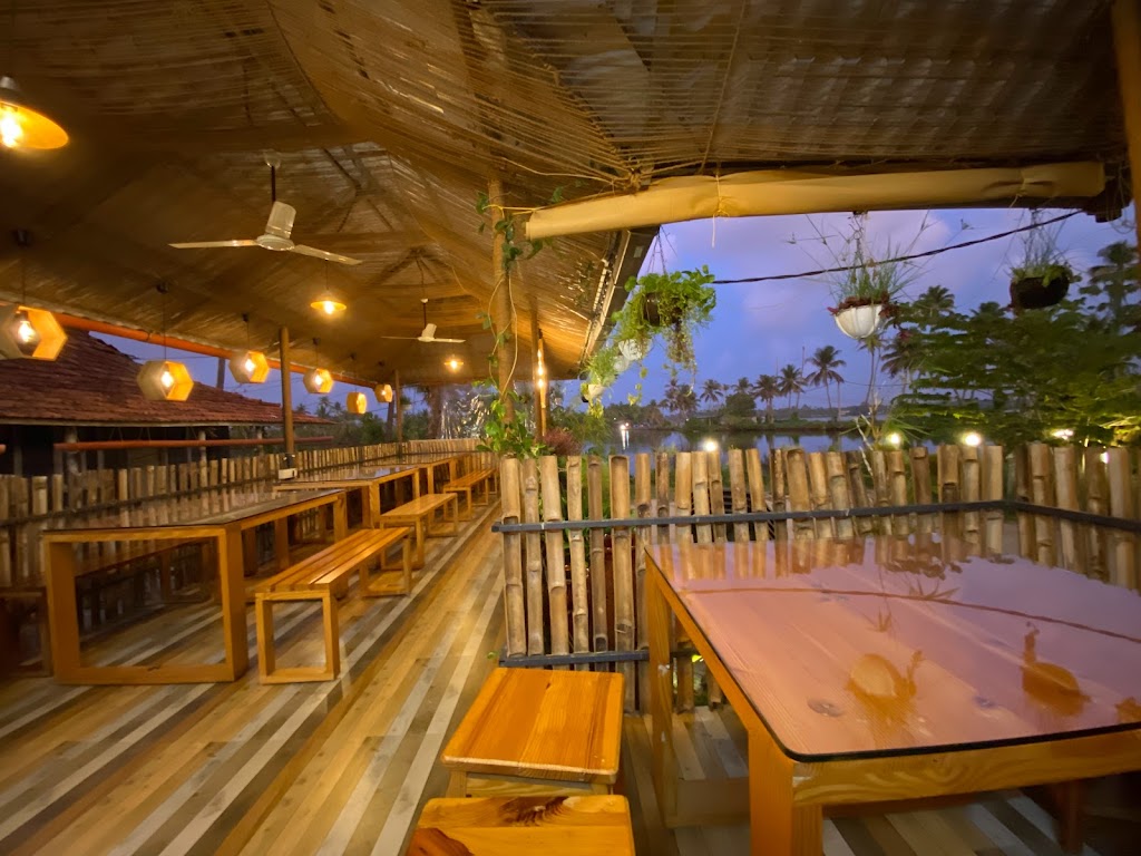 Varambu Vrmp Puthenkari Vibe S Hotel