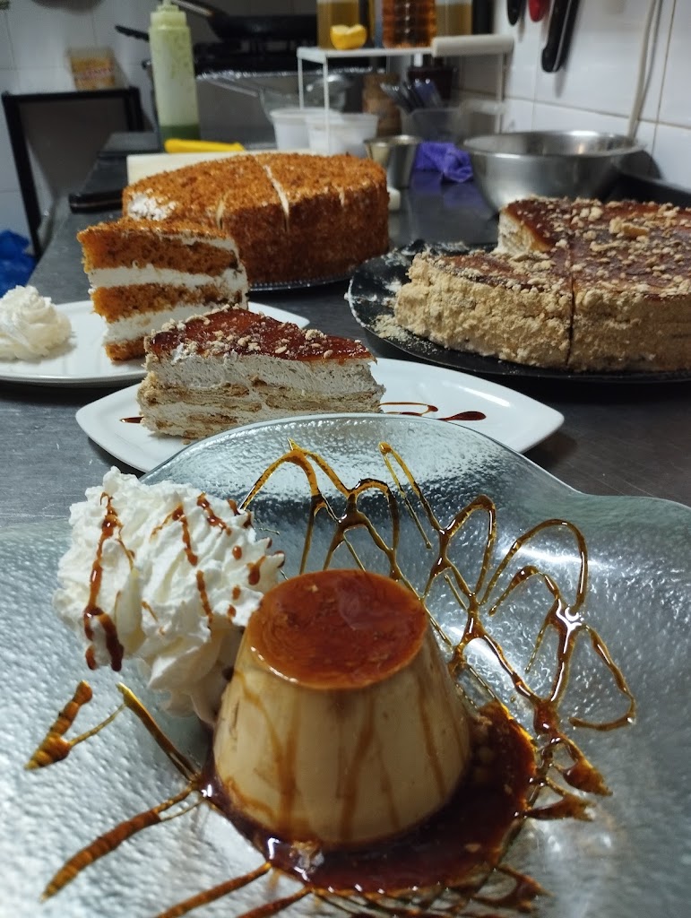 Bar -Restaurante Donde Maria Jose — Comida y bebida