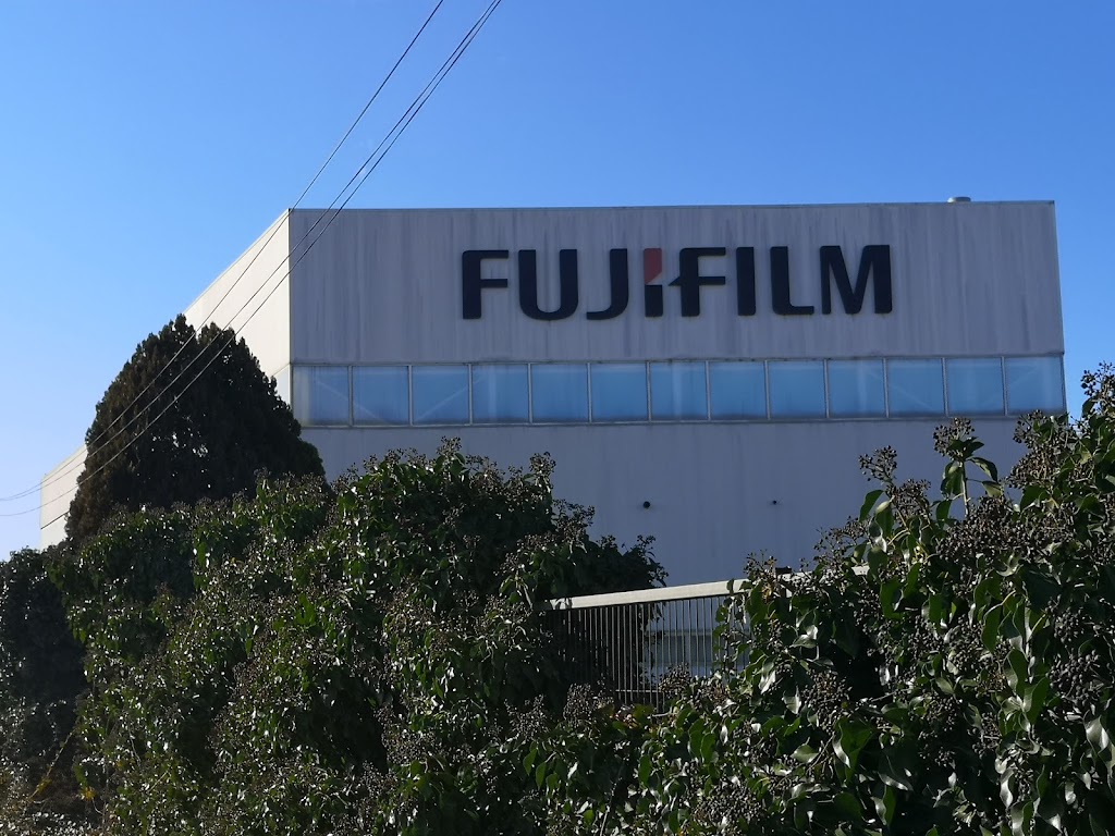 FUJIFILM