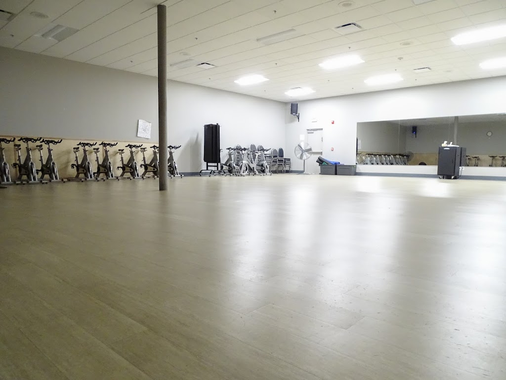  Genesis Health Clubs - Merle Hay