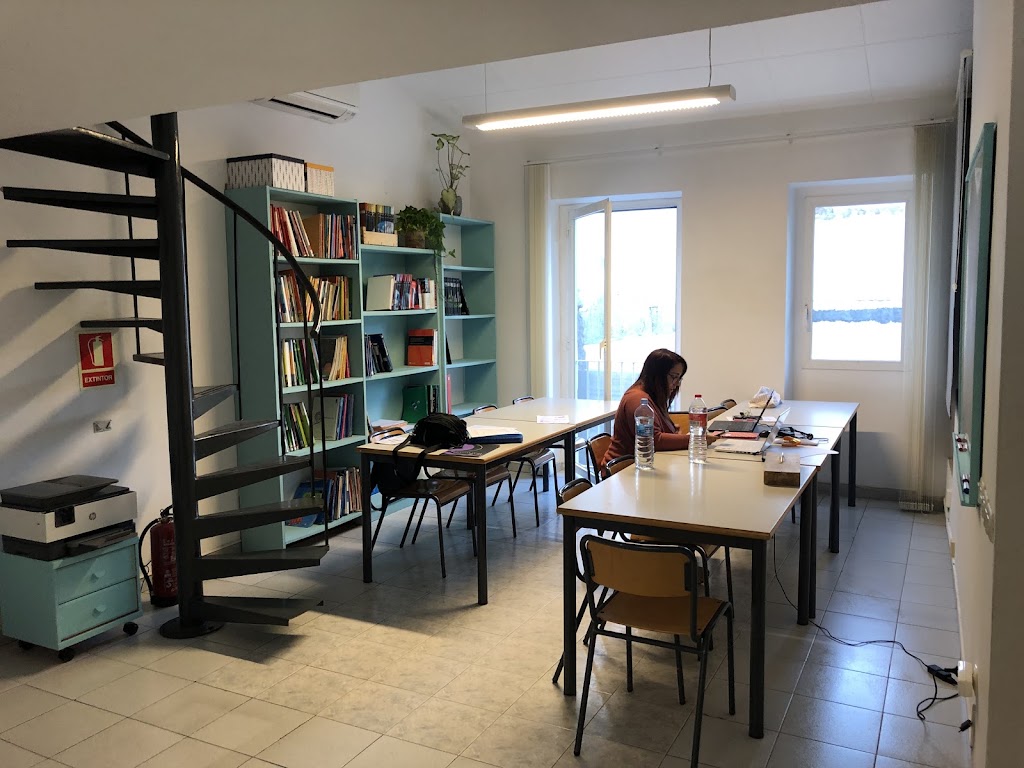 Academia StepUp Figueres - Reforc escolar i tecniques d'estudi — Del propietario