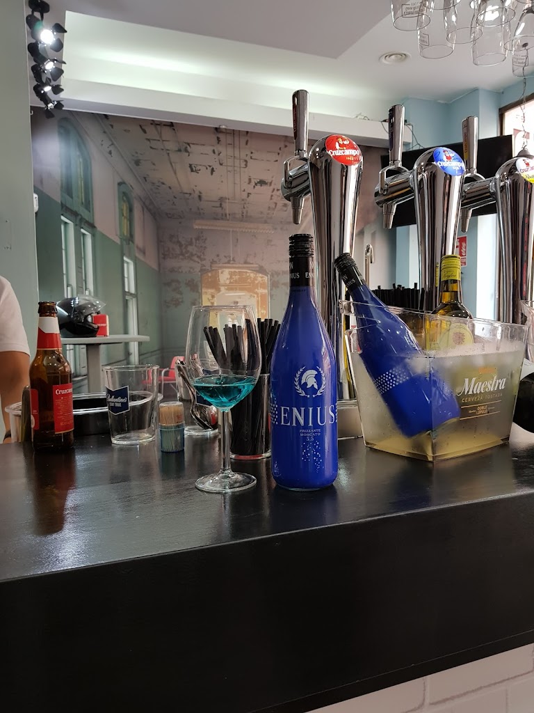 El Manicomio Cafe Bar