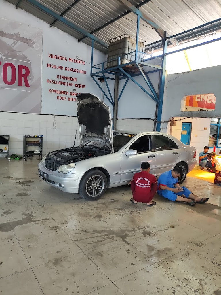 Eka Motor Service Car