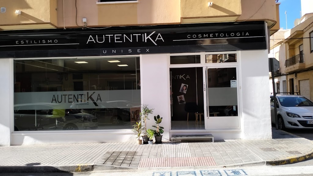 Peluqueria Autentika Unisex Elisabet Llinares — Exterior