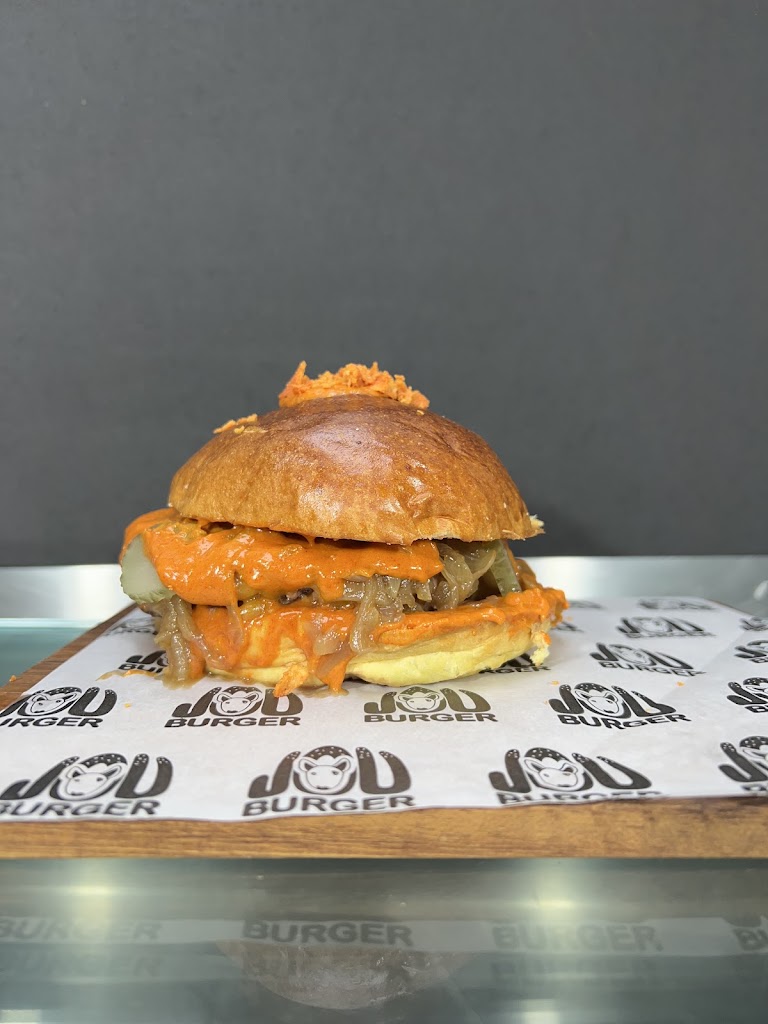 Jou Burger — Comida y bebida