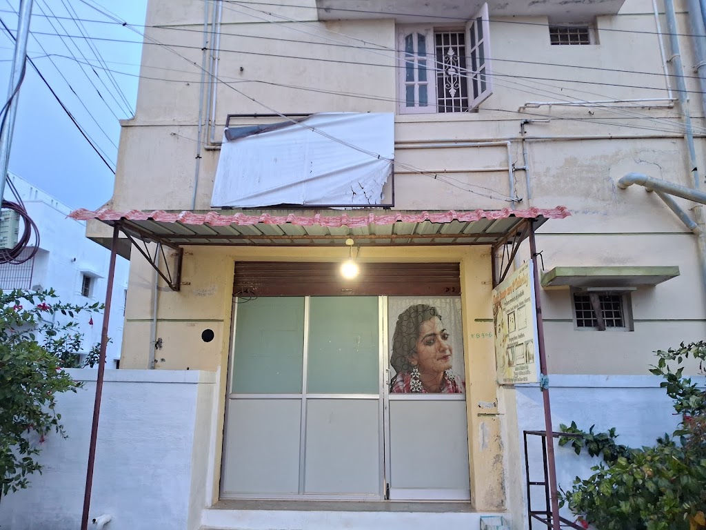 Kavi S Beauty Care And Tailoring