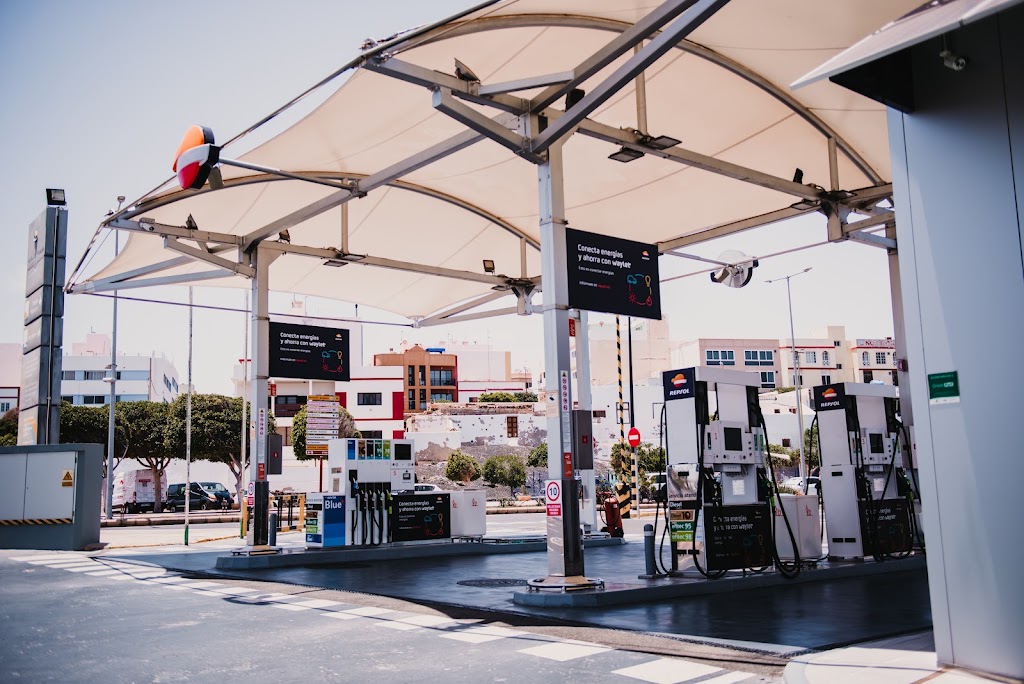 H2GO Repsol Muelle Chico — Estacion de servicio