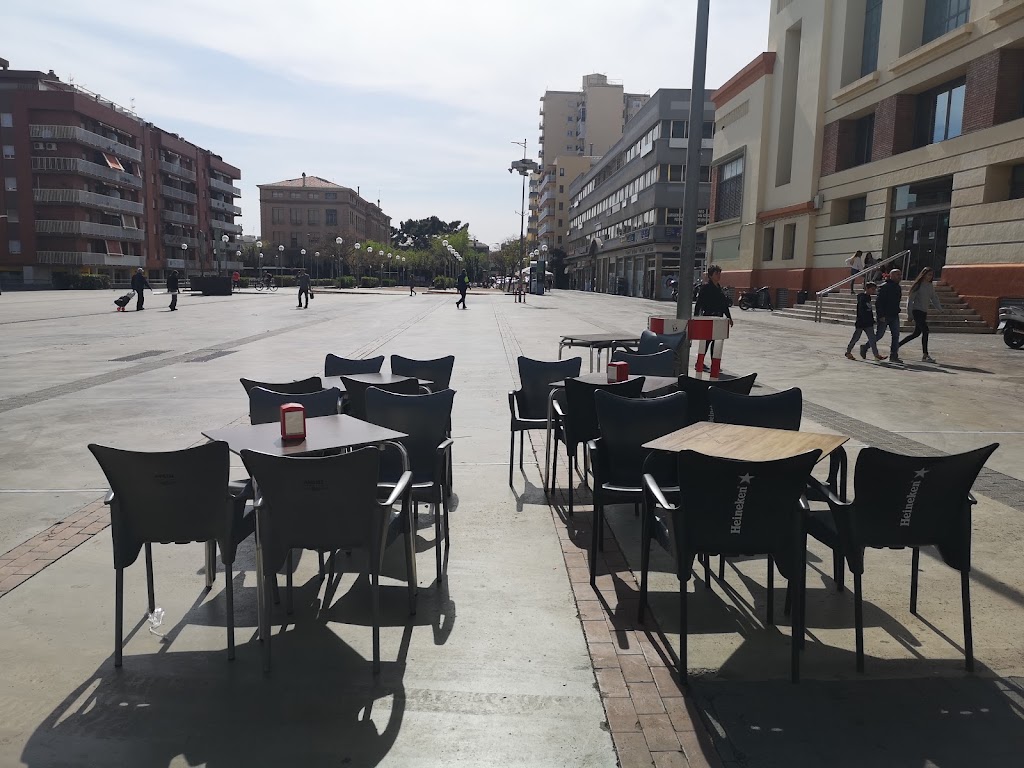 La Parada - Bar cafeteria restaurante — Ambiente