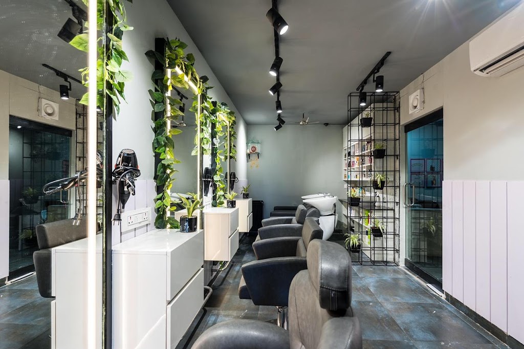 Dwarika S Hair Makeup Lounge Makeup Artist In Raipur Beauty Salon In Raipur