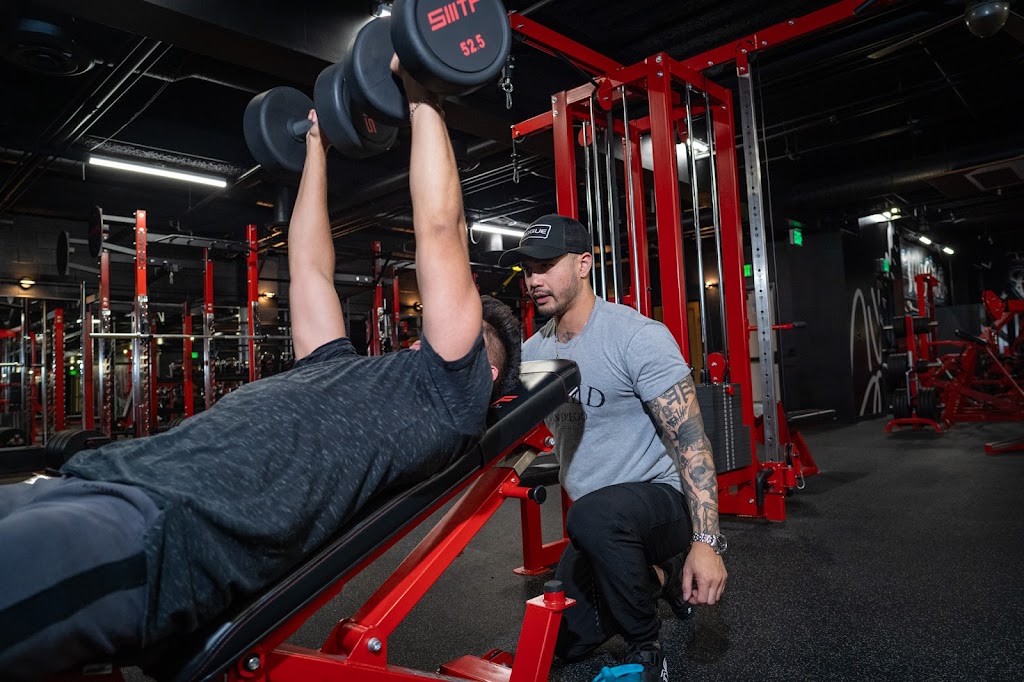  Iron Rhino Fitness Personal Trainer