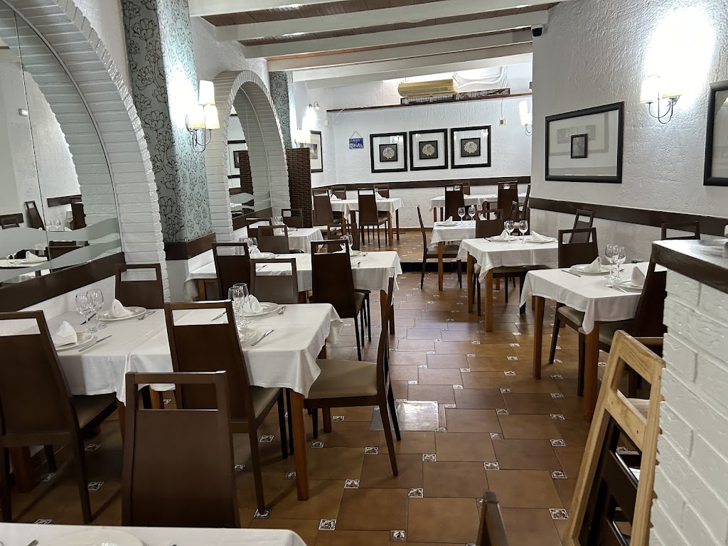Restaurante Asador Los Barriles — Ambiente