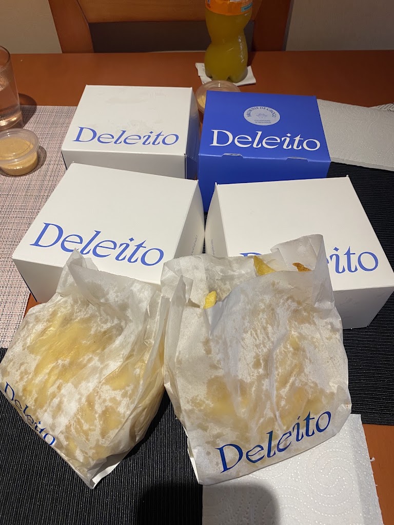 Deleito Sant Cugat — Comida y bebida
