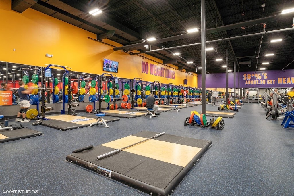  Crunch Fitness - Fayetteville