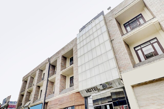 Oyo 80141 Hotel International