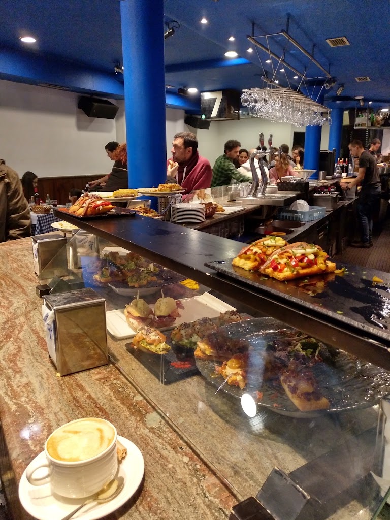 Restaurante El 7 — Comida y bebida