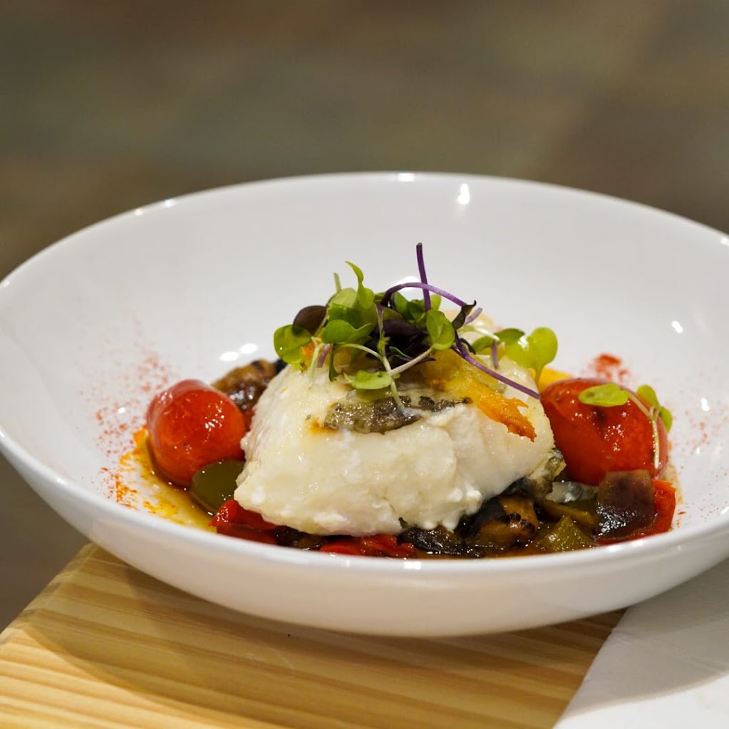 Can Soler Restaurant — Comida y bebida