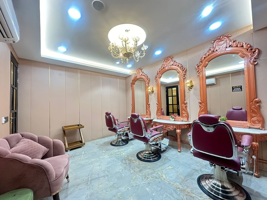 Knuckout Luxury Salon