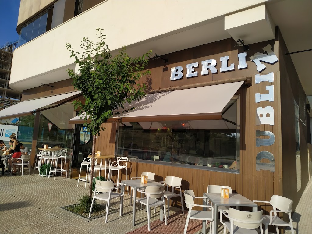 Berlin Dublin Cafeteria