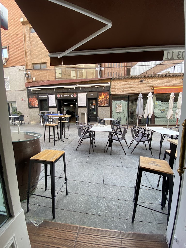 Bar Pizarro II