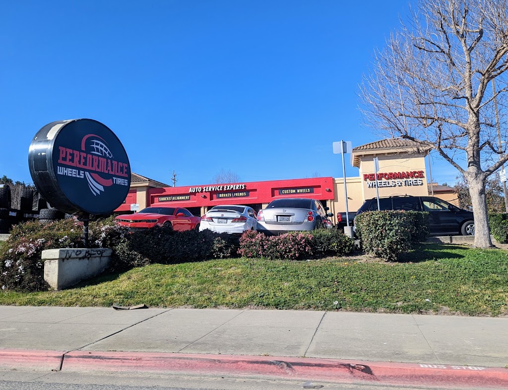 PERFORMANCE WHEELS & TIRES in Salinas