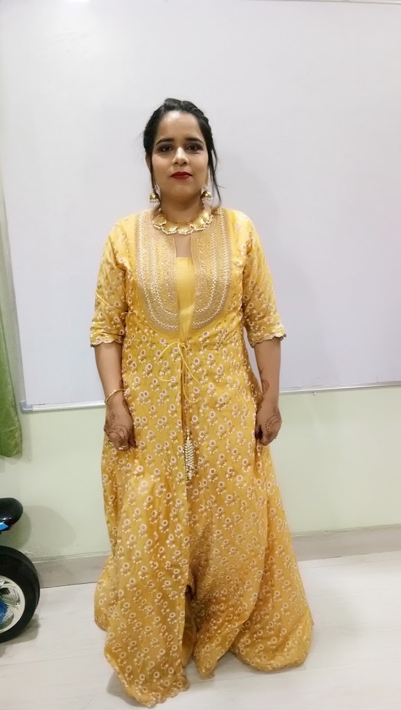 Shinur Beauty Parlour