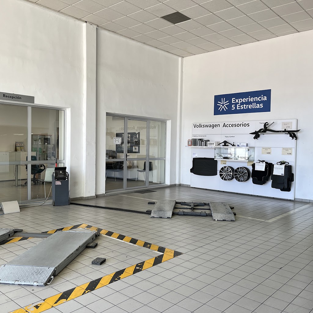 Motor Pacifico Premium Xativa - Taller Oficial Volkswagen — Interior