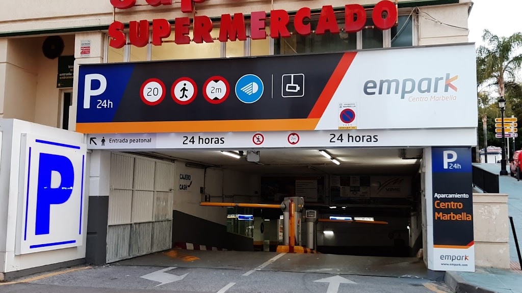 Parking Centro Marbella telpark by Empark — Signo