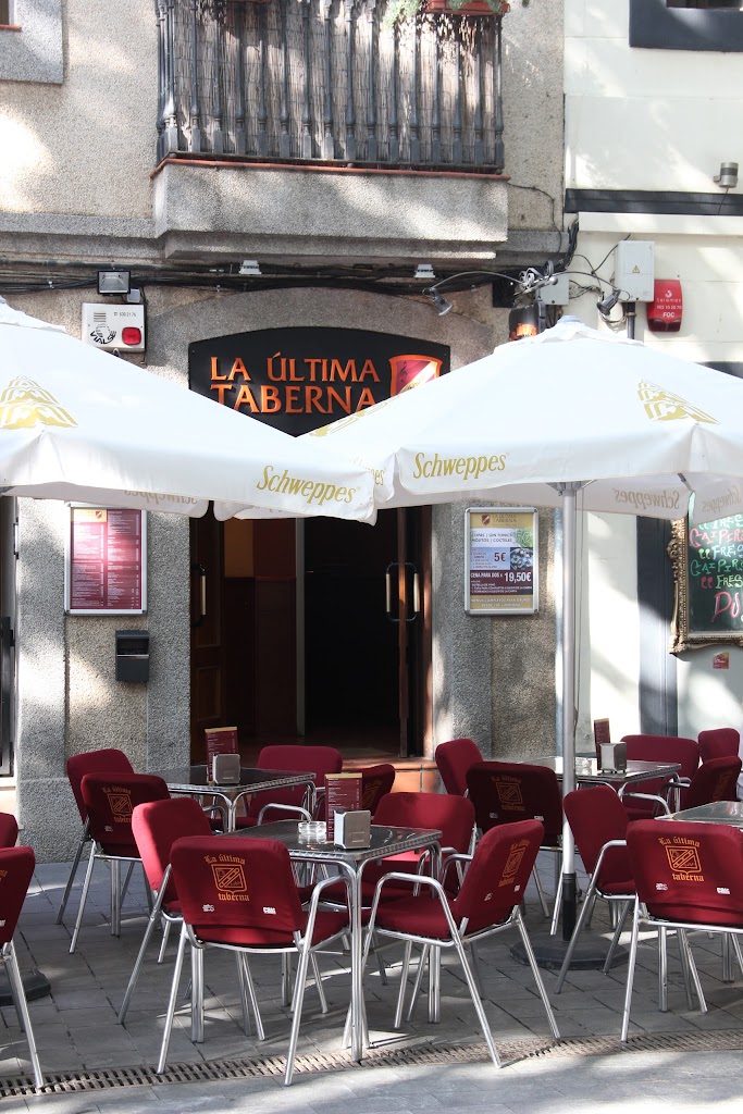 La Ultima Taberna — Ambiente