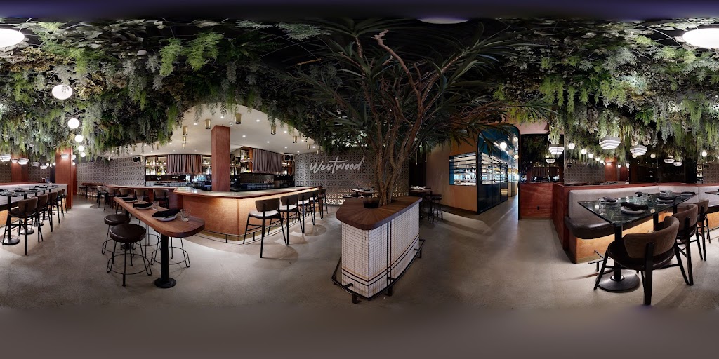 Westwood Bar & Grill in Laval