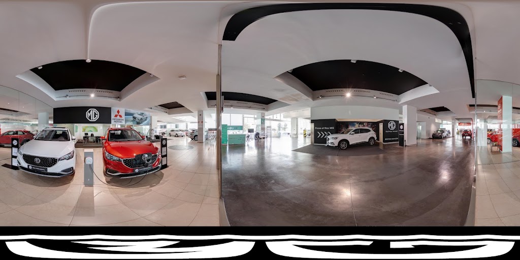 Concesionario MG QUADIS British — Interior