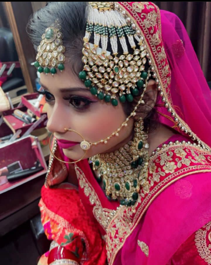 Gifty Beauty Parlour