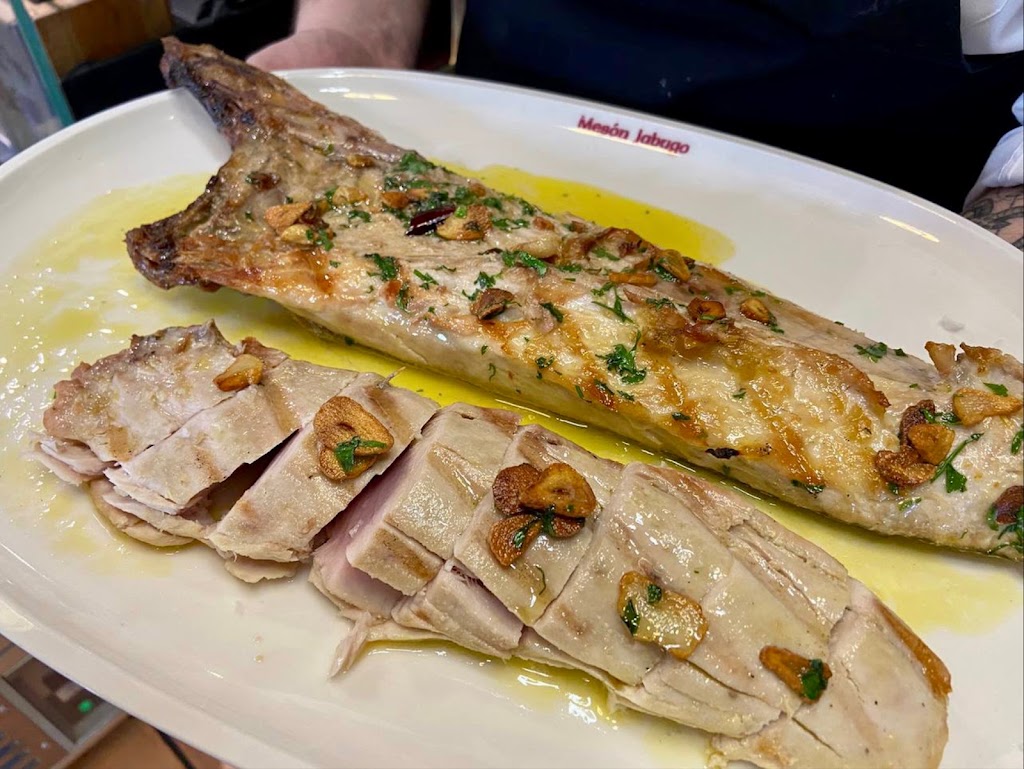 Meson Jabugo — Comida y bebida