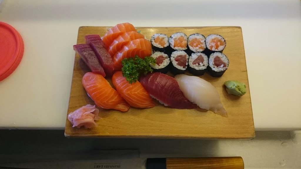 Mon de sushi — Comida y bebida