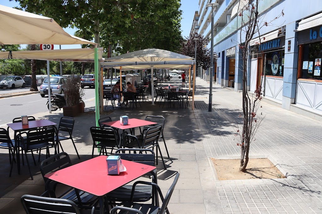 Frankfurt Cerveceria La Canica Azul — Ambiente