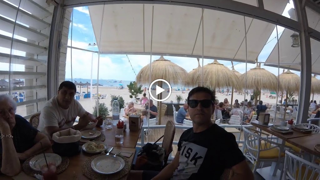Las Olas Beach Club — Ambiente