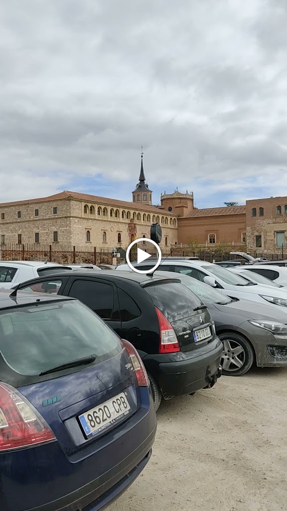 Parking Cardenal Cisneros — Estacionamiento