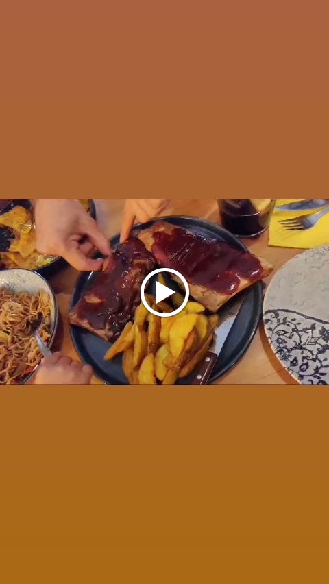 Restaurante Mi Mundo — Videos