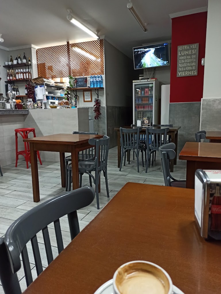 Moros Bar — Ambiente