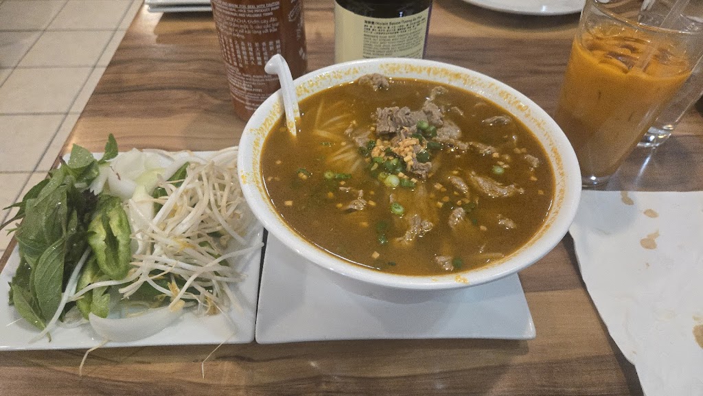 Thunwa Thai
