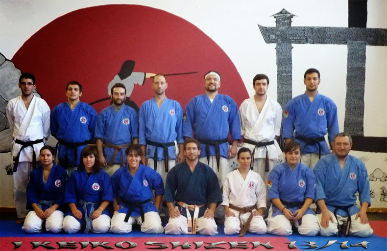 Escuela de Artes marciales. Dojo Shizen — Entrenamiento