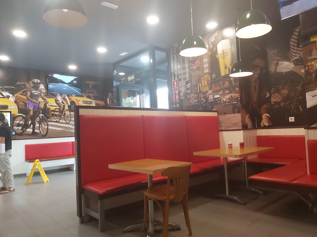 Pizza Royer's Arucas — Ambiente