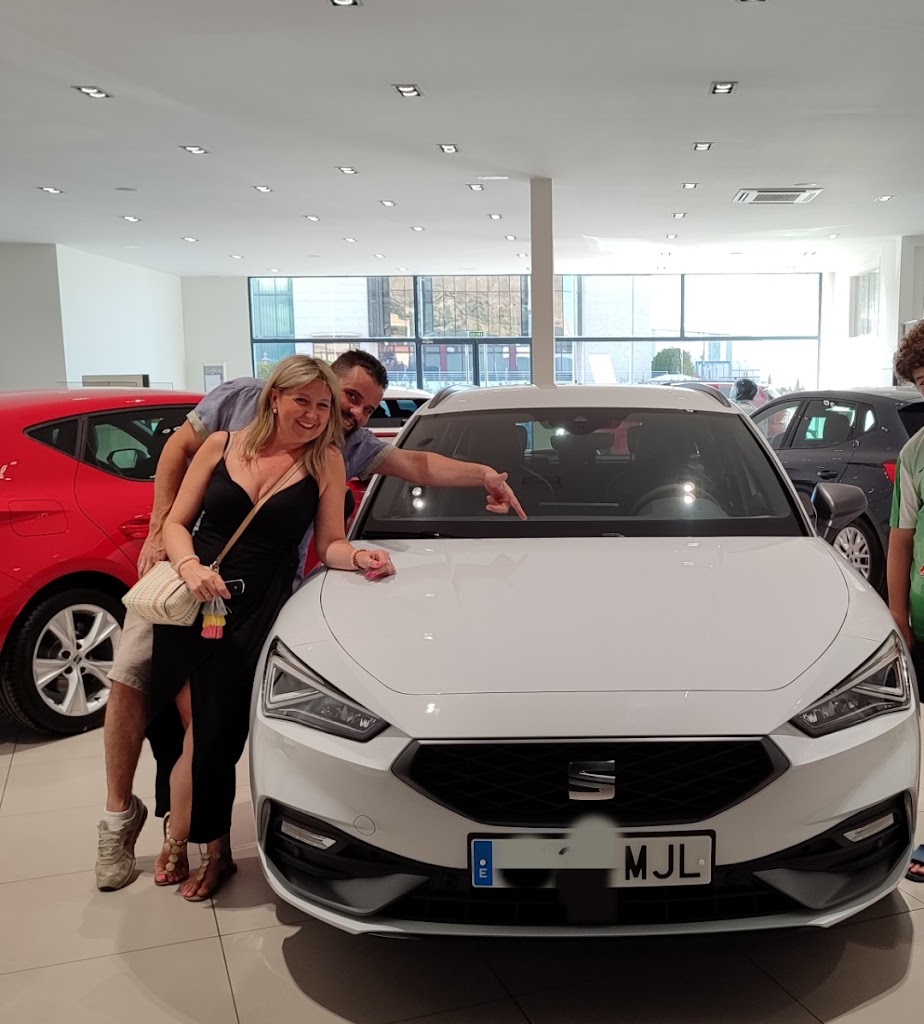 Automoviles Rueda Seat y Cupra POSVENTA - Antequera — Interior