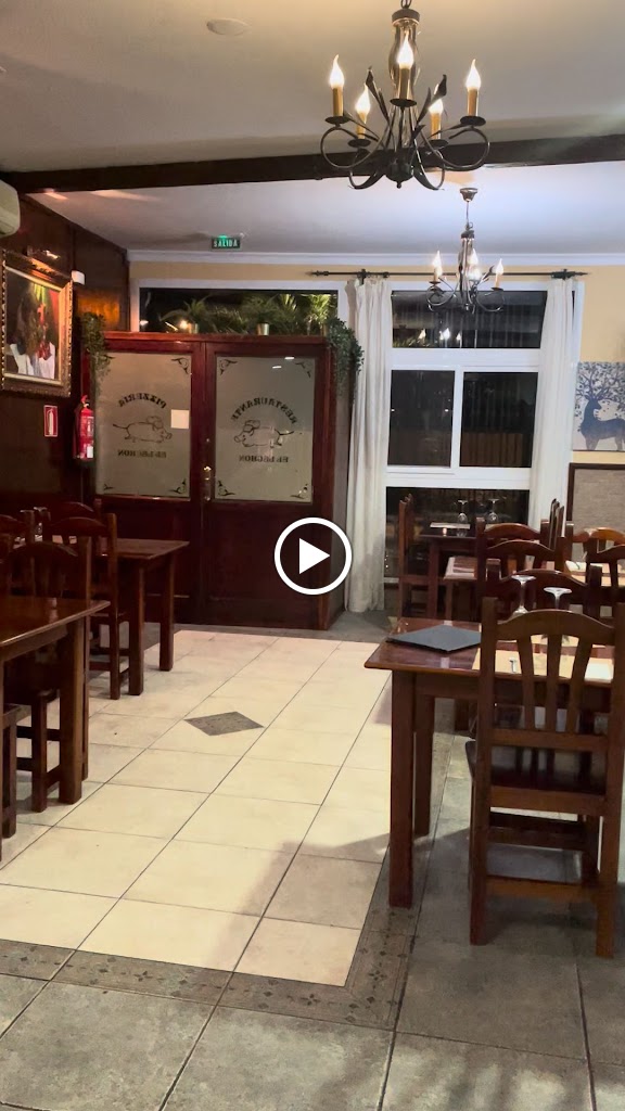 Restaurante Grill El Lechon — Ambiente