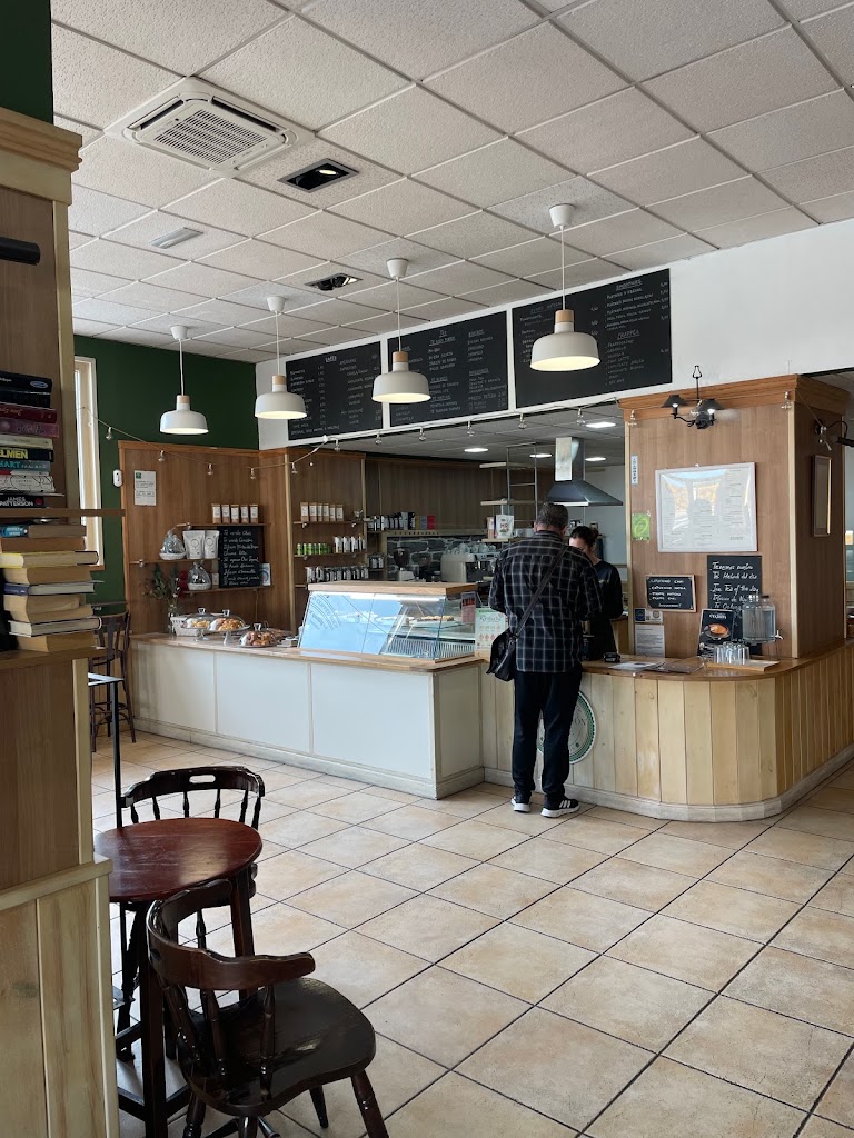 La Estacion del Te Cafeteria — Ambiente